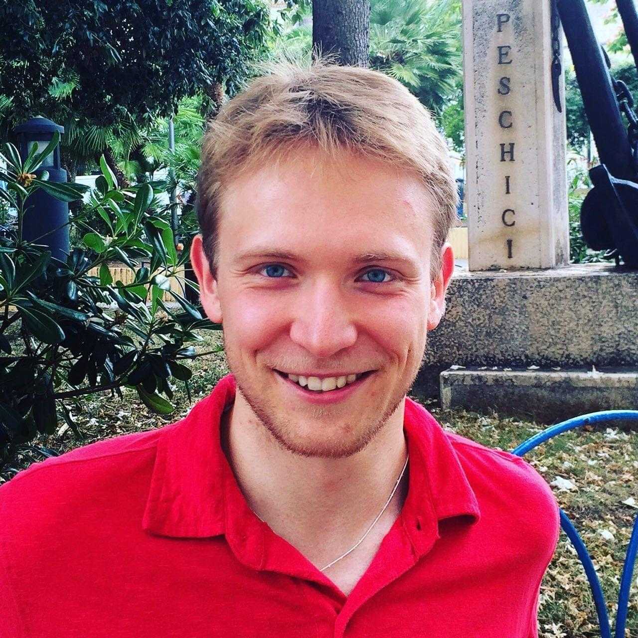 Dmitri Lihhatsov - Director at Smart&Nimble